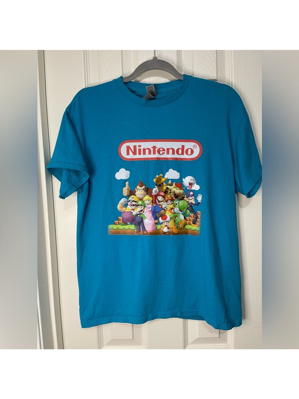 Gildan Nintendo Super Mario Brothers Vintage Blue Kids T-shirt size Medium